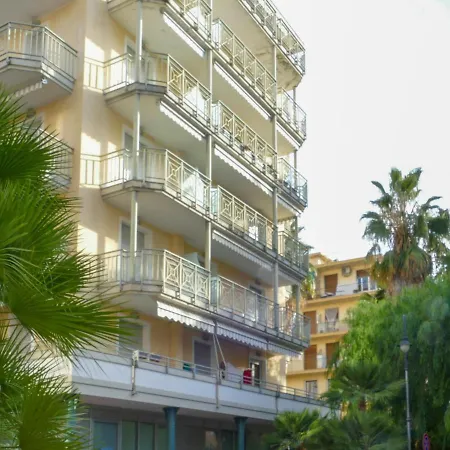 Locazione Turistica Casa Luana *